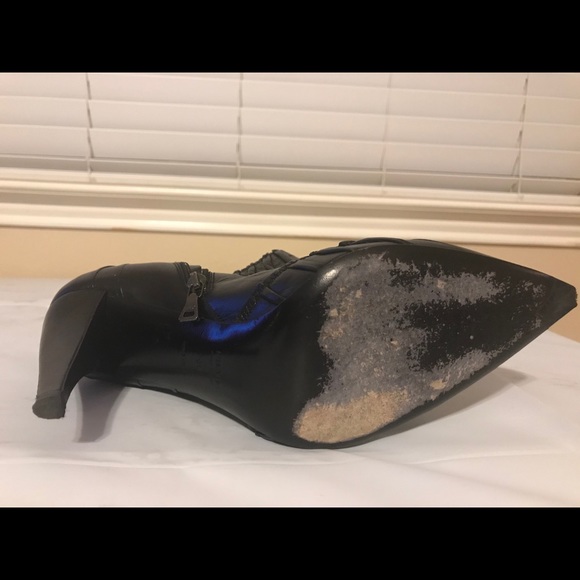 PRADA Ankle Bootie with Stiletto Heels
41  $890 - Picture 2 of 9